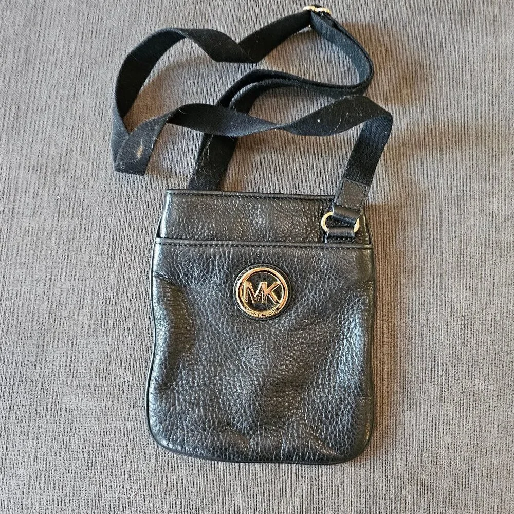 Michael Kors Black Fulton Pebbled Leather Crossbody Bag